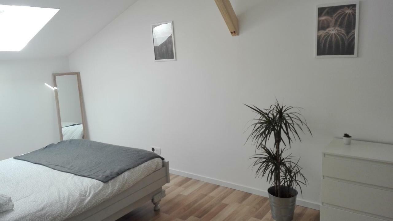 Maison Moderne Proche Lac Et Plage Leon Ngoại thất bức ảnh